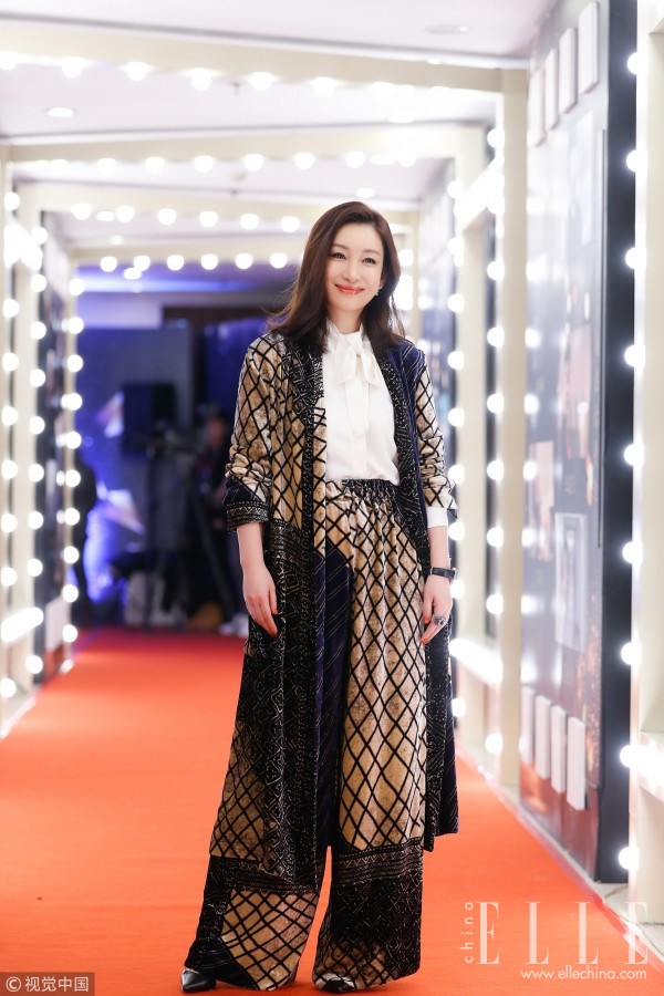 这些彩色格纹的外套,真的好看!